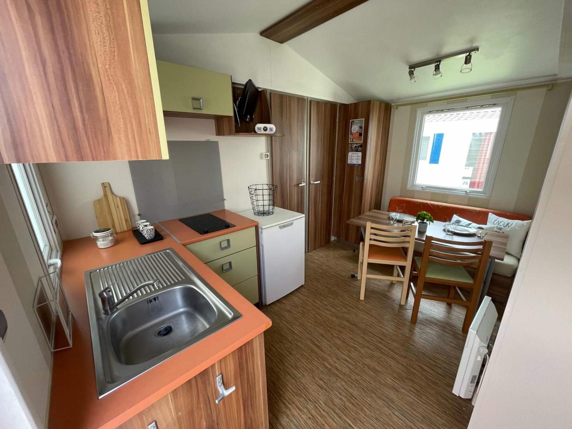 Отель Camping Le Hameau Des Pecheurs Новалез Номер фото