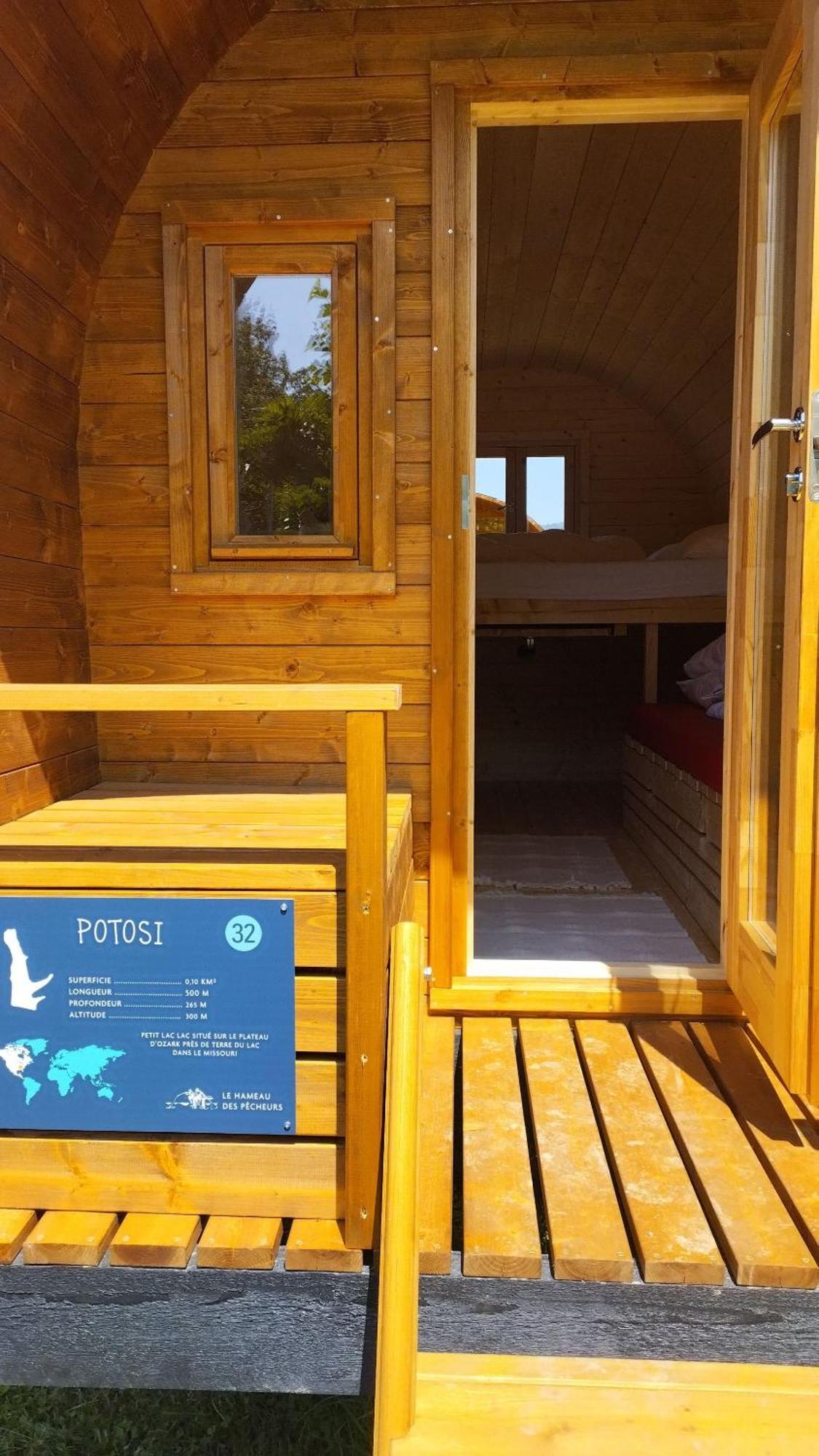 Отель Camping Le Hameau Des Pecheurs Новалез Экстерьер фото