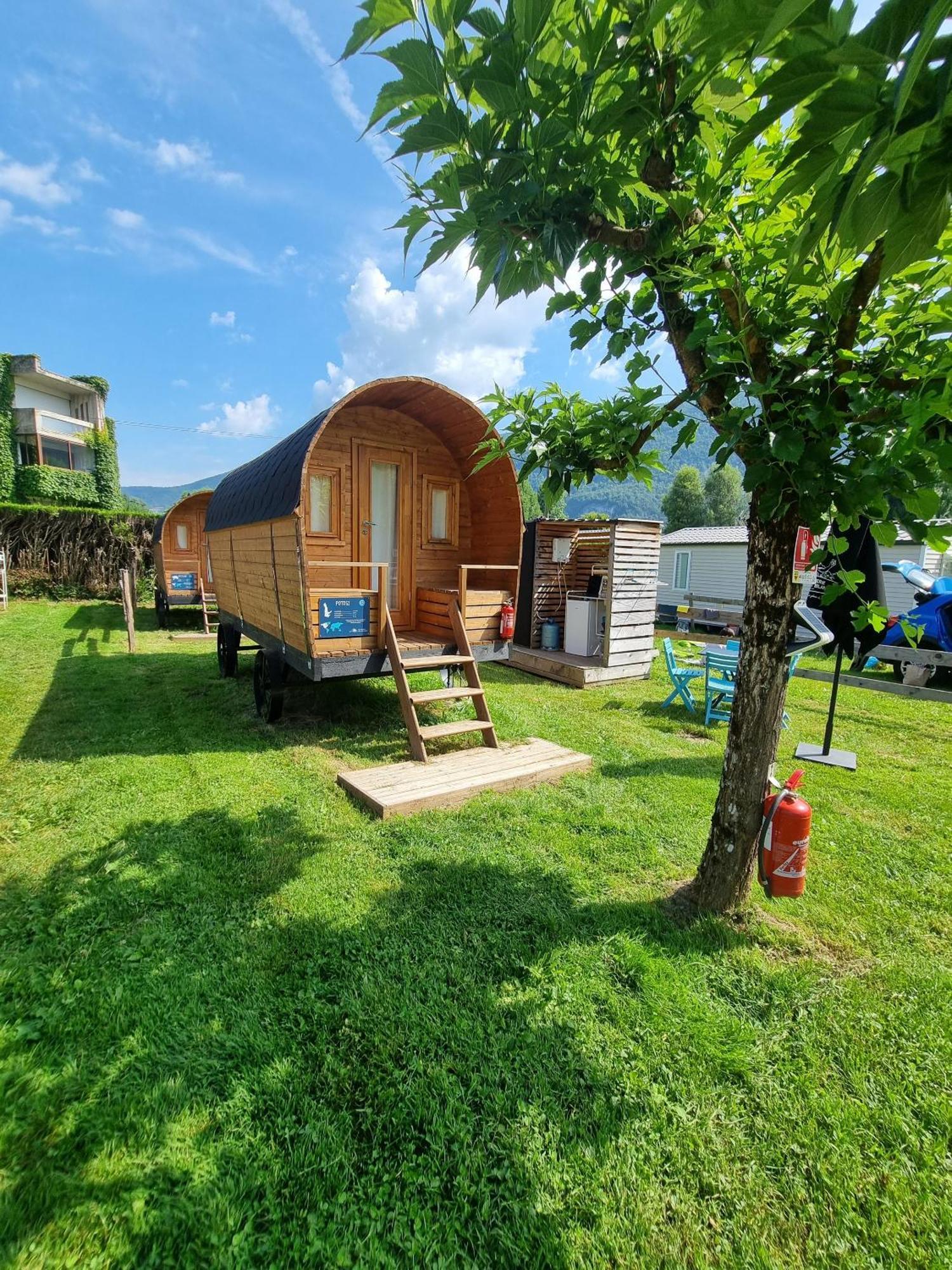 Отель Camping Le Hameau Des Pecheurs Новалез Номер фото